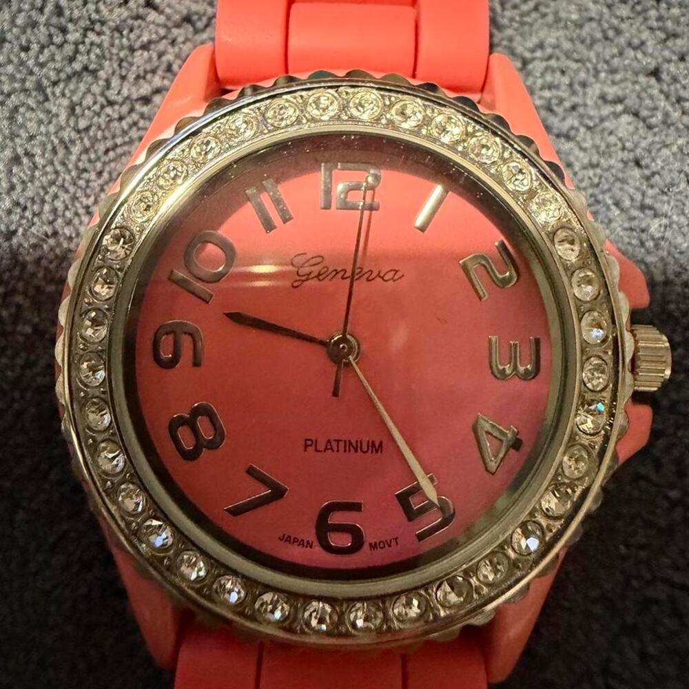 Pink geneva watch with rhinestone